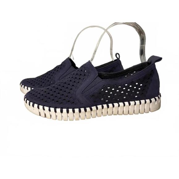 Shoes - *Ilse Jacobson Tulip Laser Cut Womens Sz 7 Blue Sneaker Work Comfort Travel